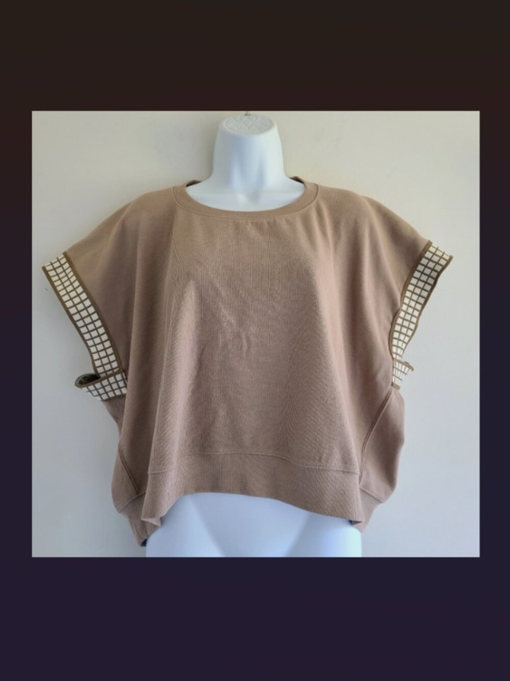 Kendall Lane Oversized Sweater M Beige Tan Neutral Minimalist Dolman Spring